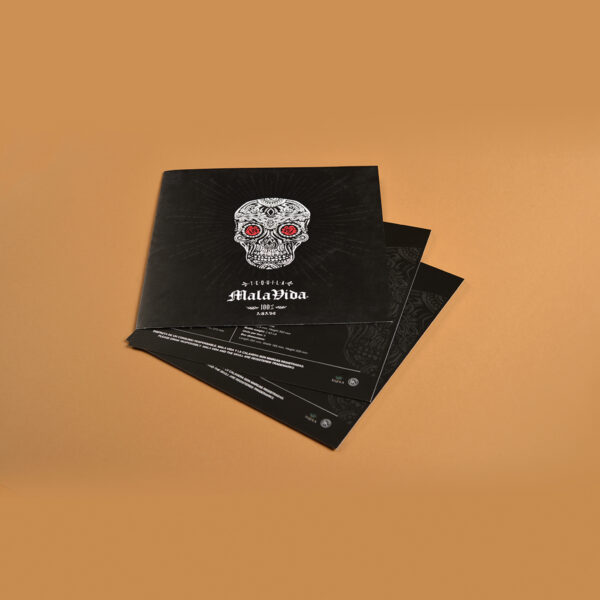 Brochure tipo díptico cuadrado