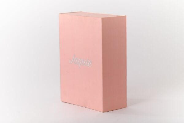 Caja semi rígida deslizable con hot stamping